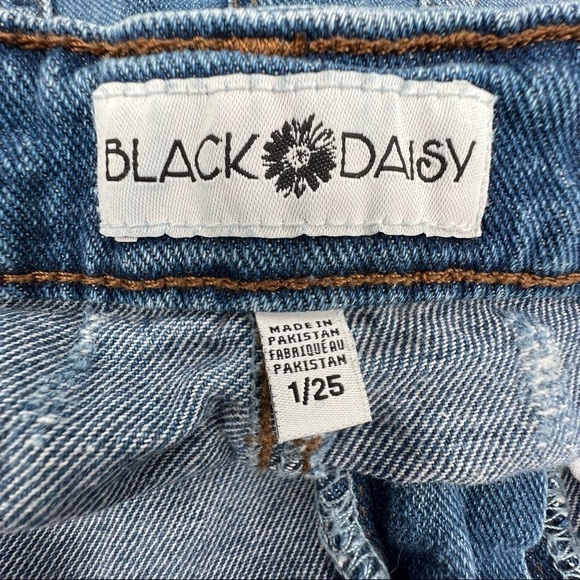 Black Daisy Natalia Straight Distressed Mini Denim Jean Skirt Size 1 Women’s - Picture 2 of 6